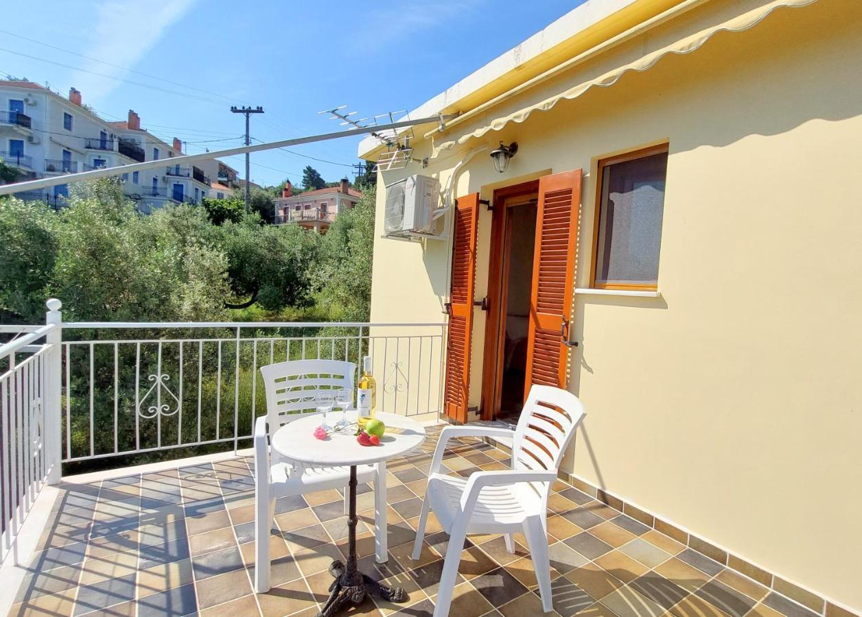 Euryclea Apartments Perachorion Buitenkant foto